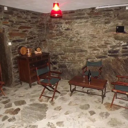 ファームステイ Casa Oliveiras Do Douro
