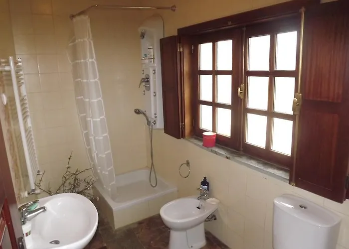 مزرعة للإقامة Casa Oliveiras Do Douro Sobreira