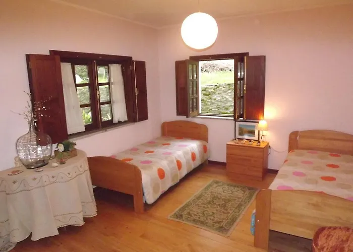 مزرعة للإقامة Casa Oliveiras Do Douro *